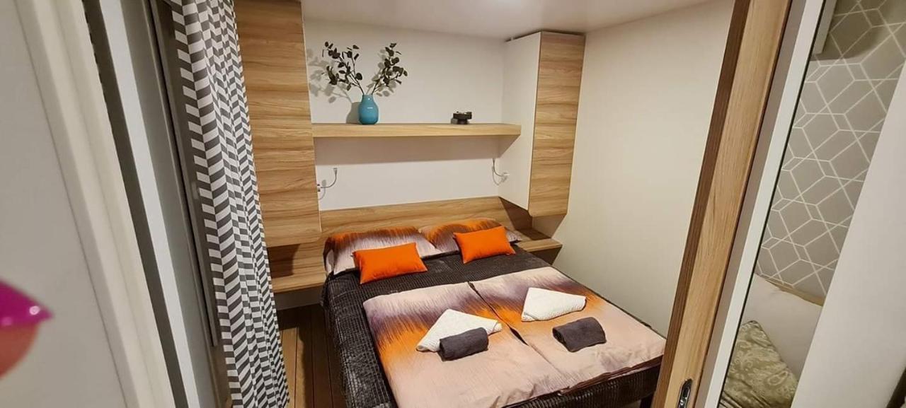 Camping Mobile Home Stella III Biograd Na Moru Soline Beach