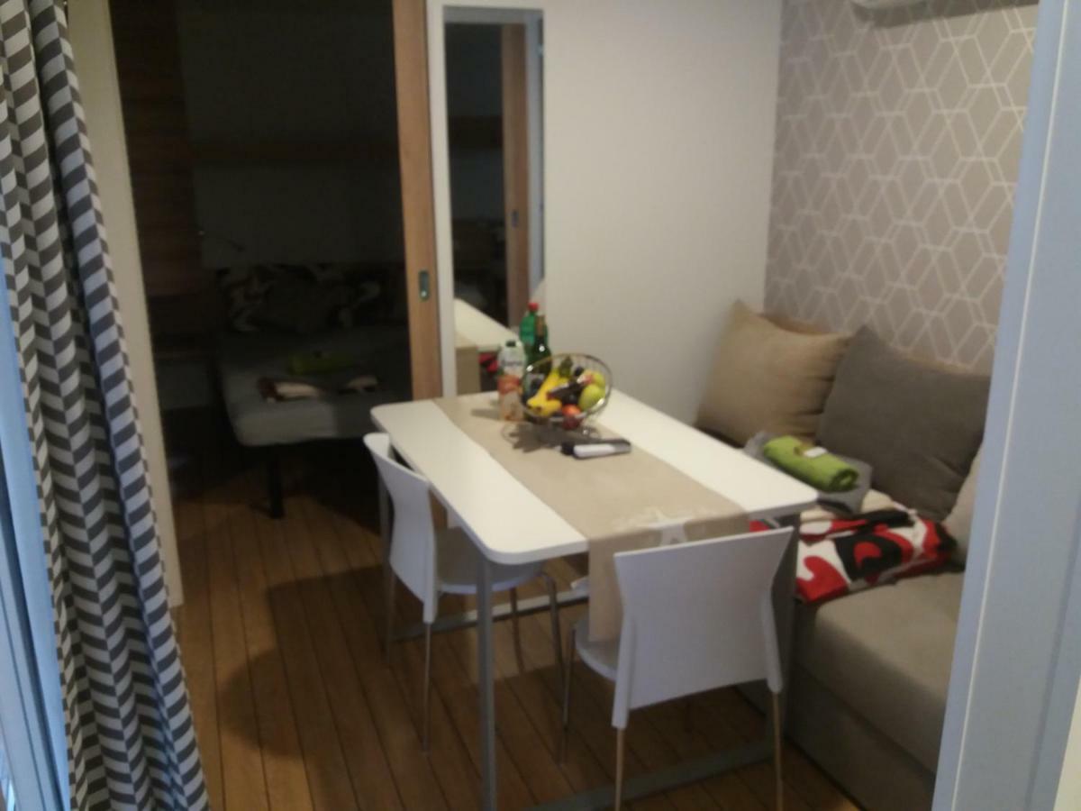 Mobile Home Stella III Biograd Na Moru Soline Beach 4*