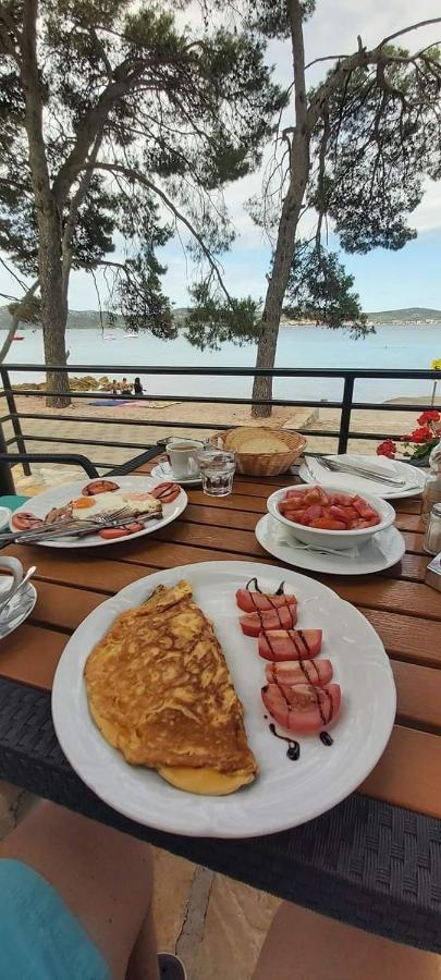 Mobile Home Stella III Biograd Na Moru Soline Beach Campsite Biograd Na Moru