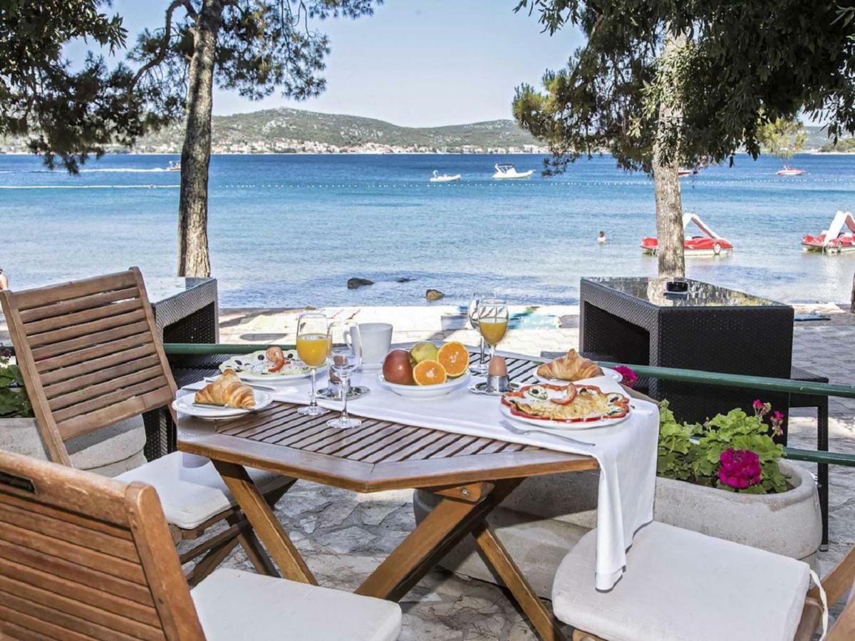 Mobile Home Stella III Biograd Na Moru Soline Beach Campsite